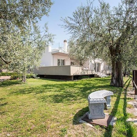 Willa Casa Tra Gli Olivi Arco Zewnętrze zdjęcie